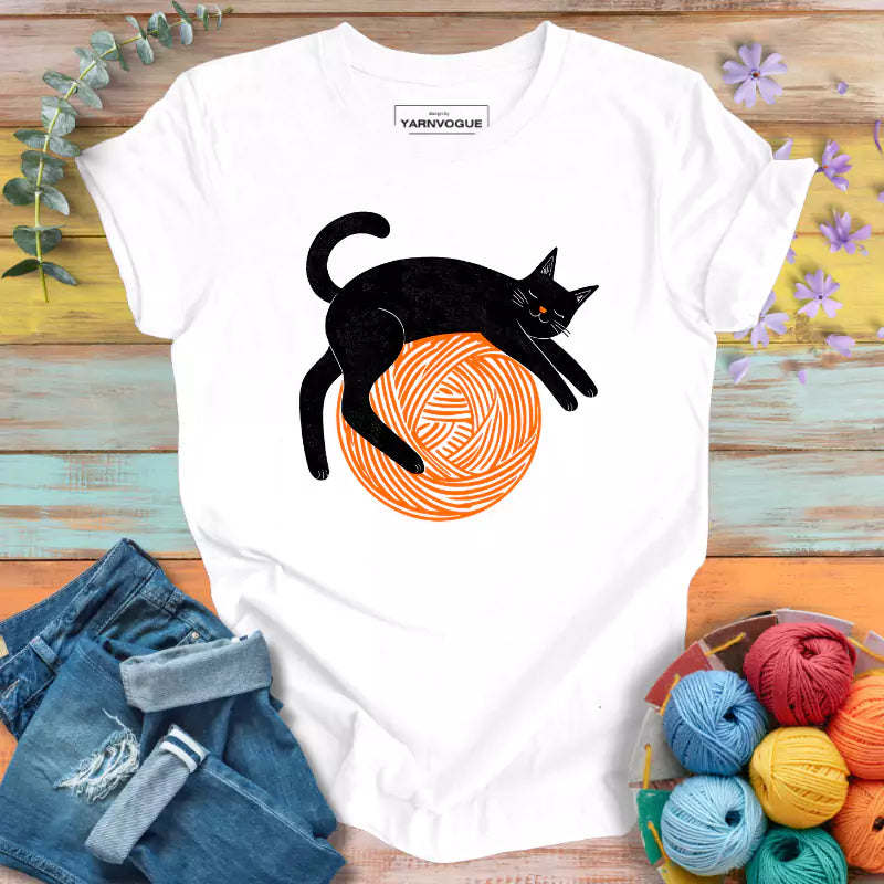 Lazy Cat & Yarn T-shirt