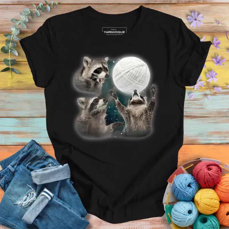 Racoon & Yarn Ball T-shirt